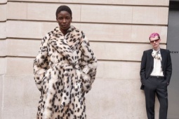 Thời trang - Givenchy Resort  2025 tràn ngập kiểu mặc punk sang trọng