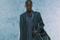 Diesel Resort 2025 tràn đầy phong cách ấn tượng