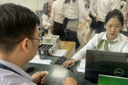 Hôm nay, NHNN giảm giá bán vàng cho các ngân hàng còn 77,98 triệu đồng/lượng