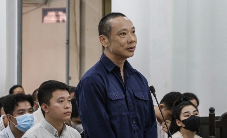 Bị cáo Nguyễn Minh Hải khai tại tòa. Ảnh: XUÂN HOÁT