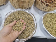 Thị trường - Tiêu dùng - Giá cà phê đang trở lại đỉnh khi nguồn cung cạn kiệt