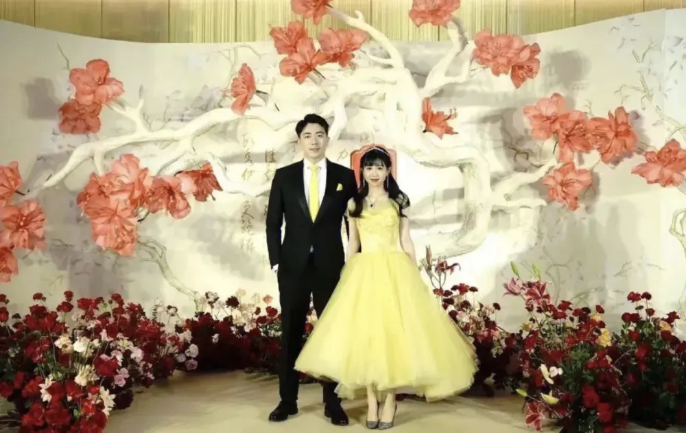 Lộ ảnh hôn lễ của 2 rich kid Trung Quốc khiến dân mạng xôn xao - 7