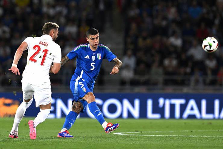 Thổ Nhĩ Kỳ và Italia chơi một trận đấu không mấy ấn tượng trước thềm EURO