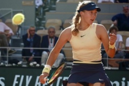 Thể thao - &quot;Sharapova&quot; 17 tuổi hạ số 2 thế giới Sabalenka, lập nhiều mốc khủng ở Roland Garros