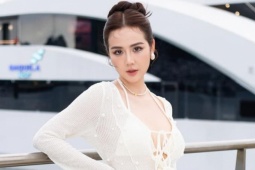 Thời trang - Phan Minh Huyền đua mốt kết hợp bikini với váy 'mặc như không'