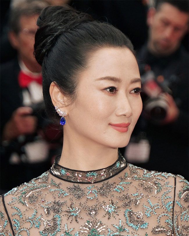 Đôi hoa tai Joséphine Valse Impériale theo chân nữ minh tinh Triệu Đào lên thảm đỏ buổi chiếu bộ phim "Caught by the Tides" của đạo diễn Giả Chương Kha 