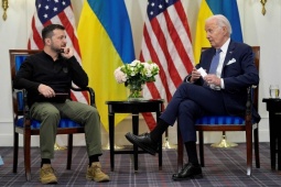 Ông Biden xin lỗi ông Zelensky