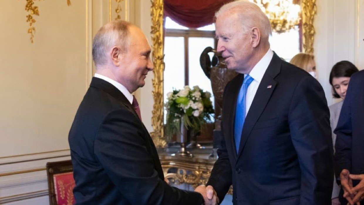 Tổng thống Mỹ Joe Biden gặp Tổng thống Nga Vladimir Putin vào tháng 6/2021.