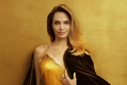 Đời sống Showbiz - Cuộc sống của Angelina Jolie sau ly hôn