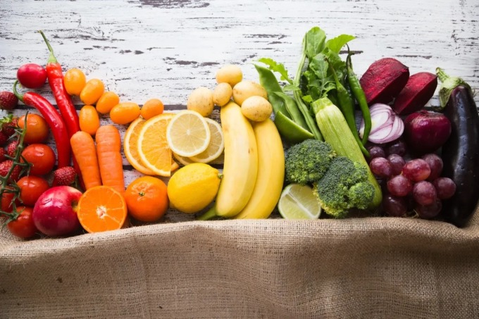 Rau và trái cây là thành phần chính trong 4 ngày đầu tiên của chế độ ăn GM.