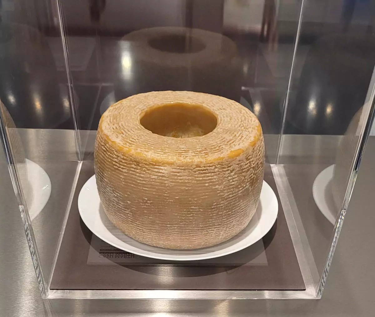 Bảo tàng trưng bày những món ăn kinh dị ở Đức - 2