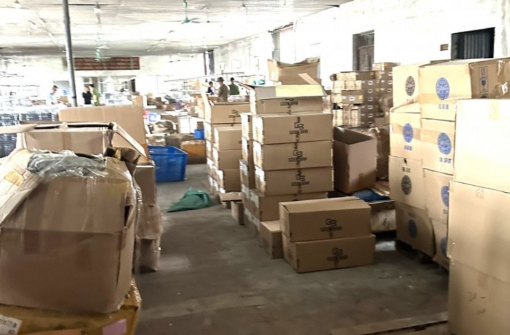 Toàn bộ lô hàng được thu giữ tại kho chứa ở tỉnh Hưng Yên.