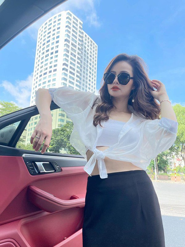 Nhan sắc tuổi 41 của BTV &#39;Bản tin tài chính&#39; Thu Hương - 7