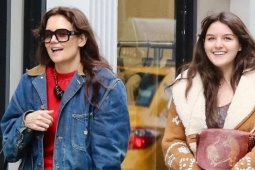 Thời trang - Katie Holmes tiết lộ con gái thi thoảng 'trộm' quần áo của mẹ