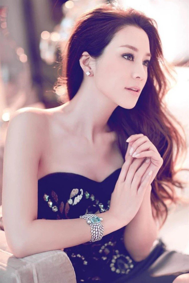Trong giới nhà giàu xa hoa, Từ Tử Kỳ có biệt danh "Cô dâu nghìn tỷ".