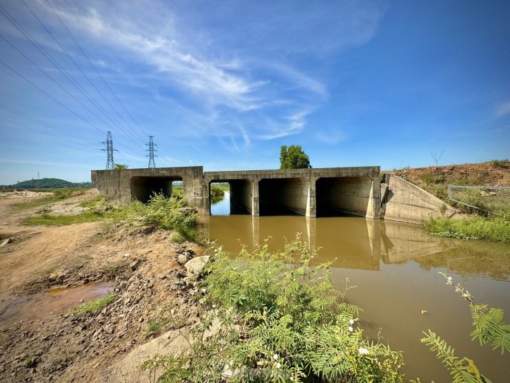 Cao tốc hơn 34.000 tỷ ‘quên’ làm nút giao? - 6