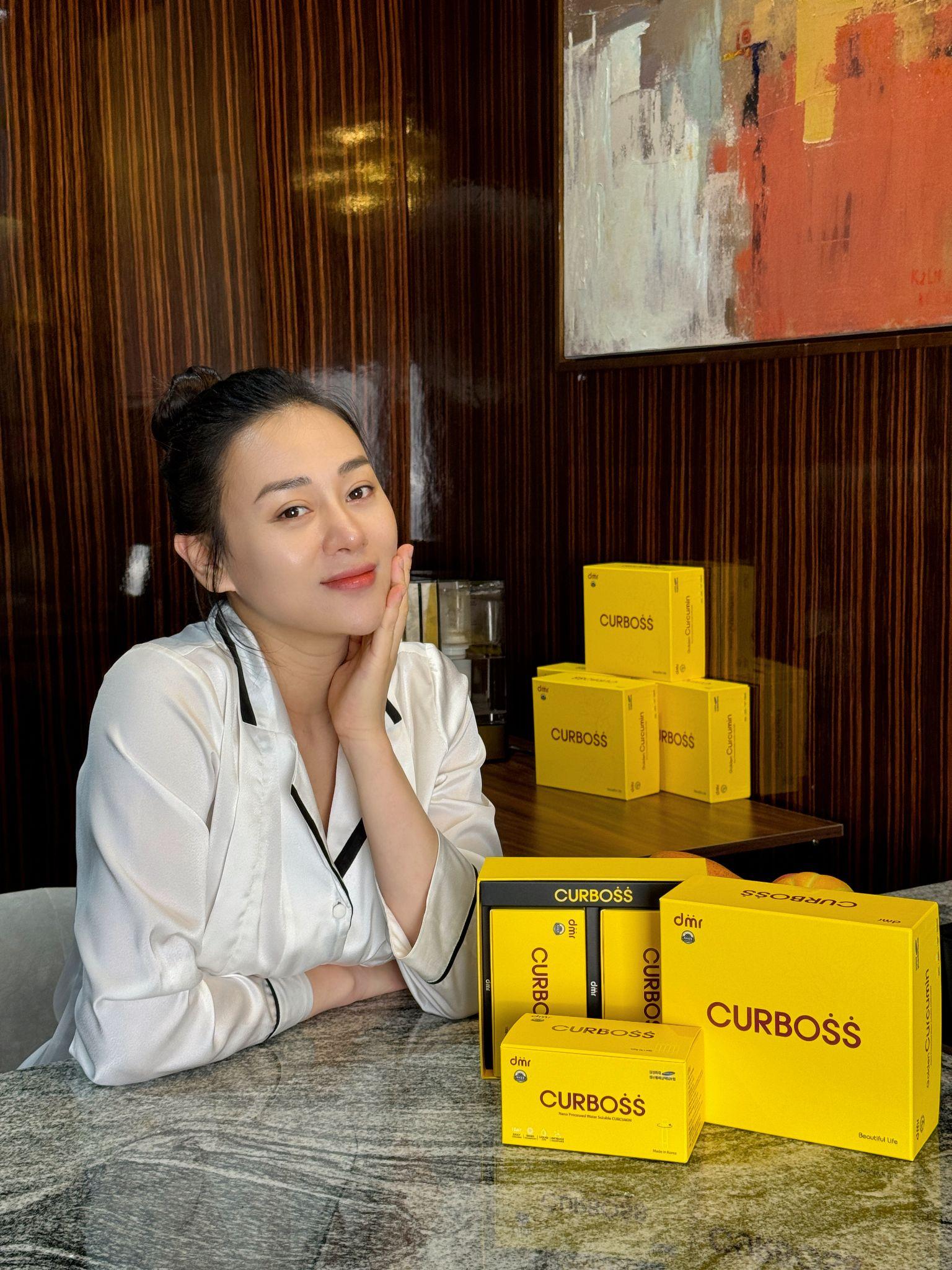 Phương Oanh tin dùng sản phẩm Nano Curboss để phục hồi sau sinh.