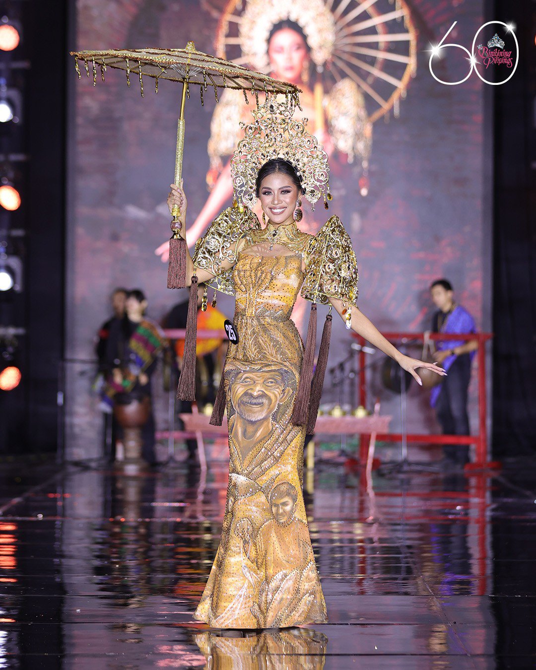5 trang phục dân tộc đẹp nhất Hoa hậu Philippines 2024 - 11