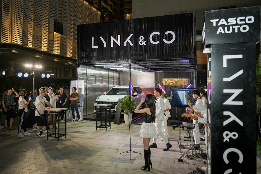 Lynk & Co Say Hi tạo cơ hội để khách hàng vừa trải nghiệm sản phẩm, vừa tận hưởng không gian nghệ thuật