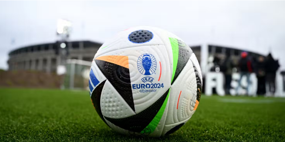 Trái bóng Adidas Fussballliebe của Euro 2024.