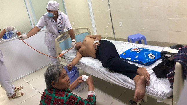 Lỉnh uống thuốc tự tử sau khi kháng cáo bất thành.