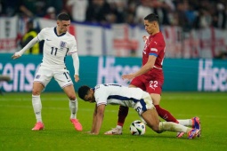 Bóng đá - Chiến thuật ĐT Anh khiến triệu fan ngán ngẩm: Lại gặp tình huống Gerrard - Lampard?