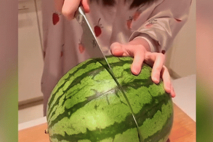 Mẹo cắt trái cây cực thông minh cho cuộc sống dễ dàng