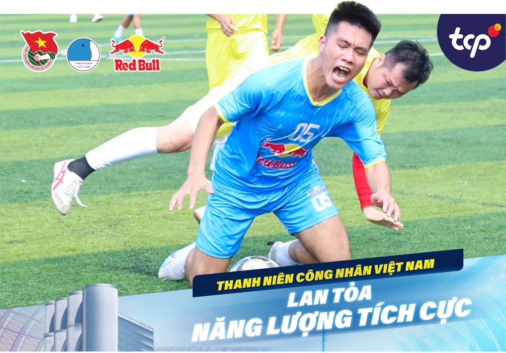 Một pha bóng gay cấn trong trận chung kết giữa FC OCEAN SHIP và FC Thép Đà Nẵng