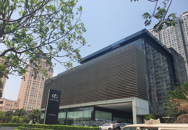 UBND TP sẽ có ý kiến với Liên minh HTX Việt Nam về phương án xử lý, giải quyết vướng mắc đối với tài sản trên đất để bàn giao mặt bằng, bán đấu giá theo quy định.