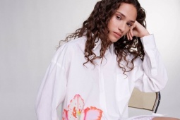 Thời trang - Hoạ tiết hoa nhiệt đới tinh xảo trong BST nhà mốt Pháp