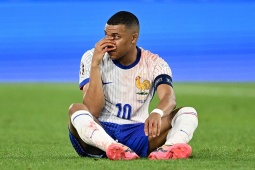 Bóng đá - Mbappe lên tiếng vụ bị gãy mũi đáng sợ ở EURO, fan khuyên đeo mặt nạ