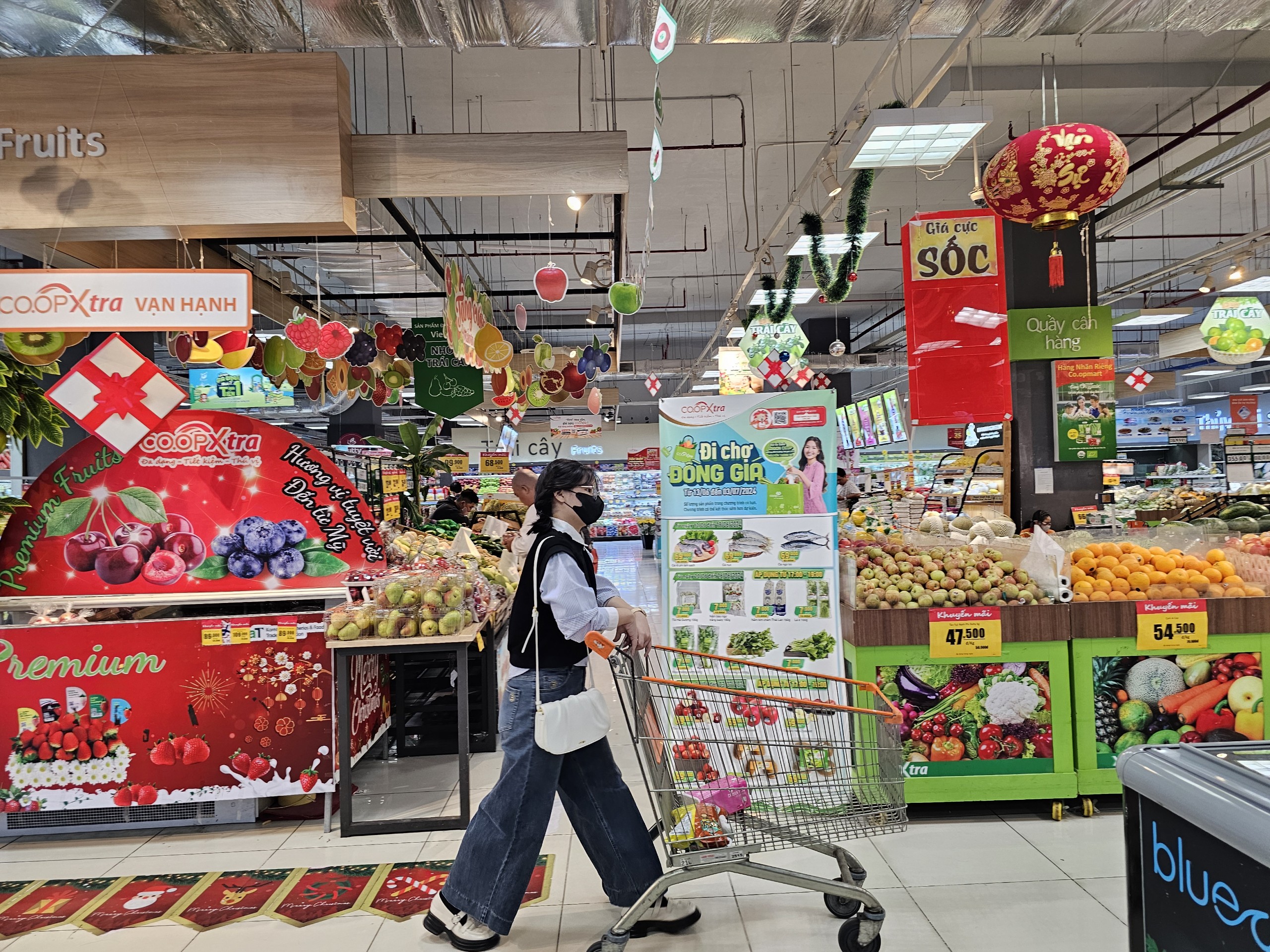 Chương trình “Đi chợ đồng giá” với các mặt hàng chỉ từ 7.000