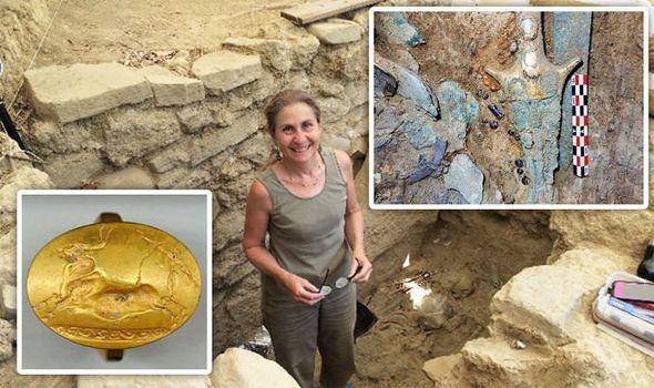 Việc phát hiện ngôi mộ khiến các nhà khảo cổ kinh ngạc.