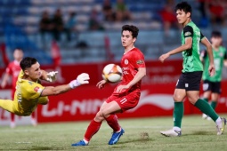 Bóng đá - Video bóng đá Thể Công Viettel - TP.HCM: &quot;Người nhện&quot; trình diễn đẳng cấp (V-League)