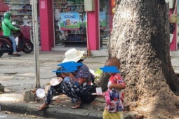 Tin tức trong ngày - TPHCM mở cao điểm giải quyết người lang thang xin ăn