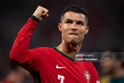 Bóng đá - Báo chí Bồ Đào Nha thán phục Ronaldo, phấn khích khi đội nhà vượt nghịch cảnh