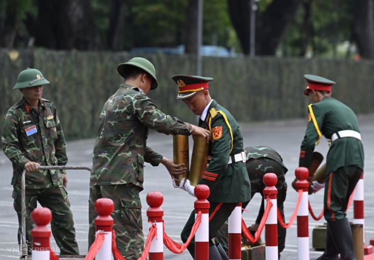 Nghi thức chào đón Tổng thống Putin: Vọng tiếng đại bác, thắm tình hữu nghị Việt - Nga