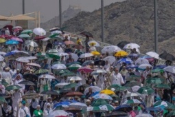 Gần một ngàn người chết vì nắng nóng ở thánh địa Mecca