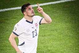 Bóng đá - Tin nóng EURO trưa 20/6: SAO Thụy Sĩ ghi siêu phẩm trong ngày đi vào lịch sử