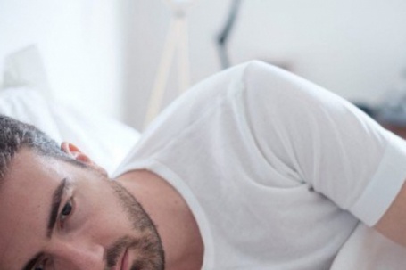 Hiện tượng đáng báo động: Quý ông trầm cảm sau 'gần gũi'