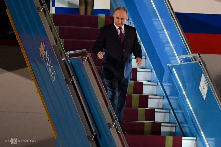 23 giờ Tổng thống Putin ở Hà Nội - 1