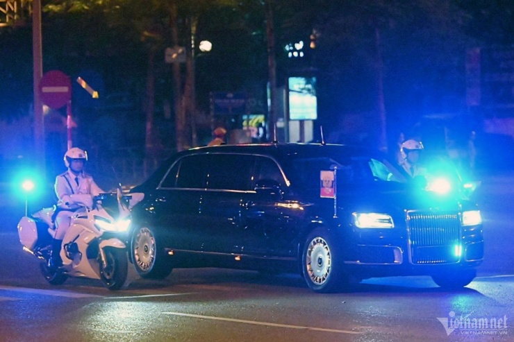 Tổng thống Putin rời Hà Nội về nước - 11