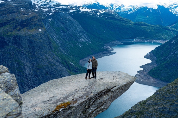 Khách Việt chinh phục Lưỡi quỷ trong bão, tuyết - 9