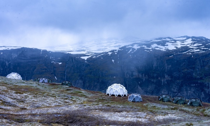Khách Việt chinh phục Lưỡi quỷ trong bão, tuyết - 10