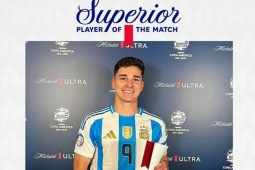 Bóng đá - Tin mới nhất bóng đá tối 21/6: Alvarez nhận giải cầu thủ hay nhất trận Argentina - Canada