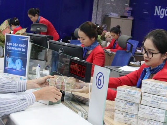 Kinh doanh - Lãi suất tiết kiệm tăng, người dân gửi 500 triệu đồng nhận bao nhiêu tiền lãi?