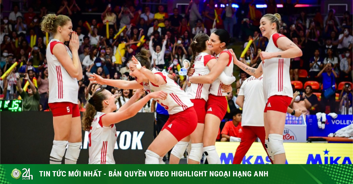 女子バレーボールポーランドチームが世界王者に勝利、イタリアがアメリカチームに勝利