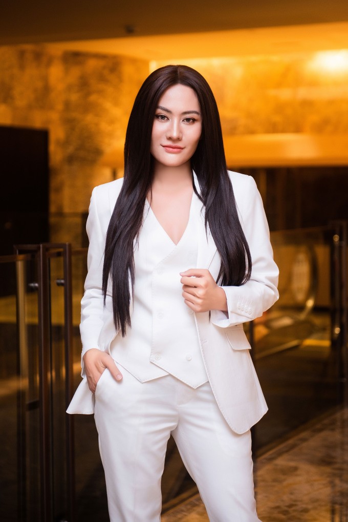 Minh Cúc: 'Tôi không yêu đương, tập trung nuôi con bị bại não' - 2