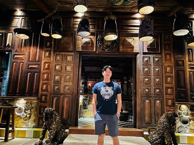 “Người đứng ngoài showbiz”, nam diễn viên U50 chưa vợ con vẫn phong độ nhất màn ảnh Việt - 7