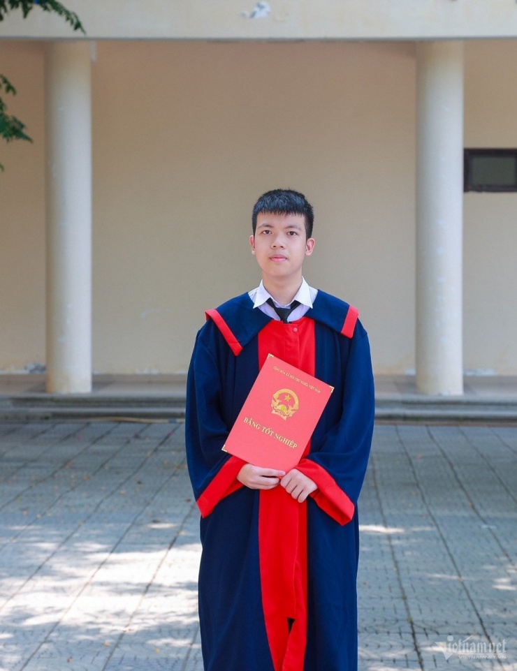 Ngô Huỳnh Quốc Thắng, học sinh Trường THCS và THPT Nguyễn Khuyến. Ảnh NVCC